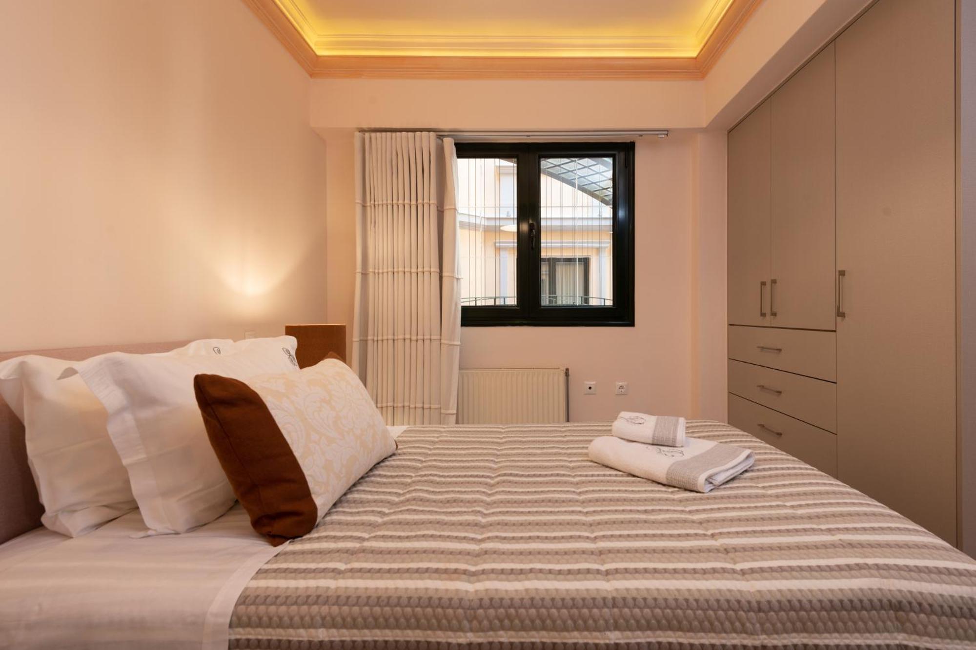 Exanimo Luxury Apartments Закинтос Номер фото